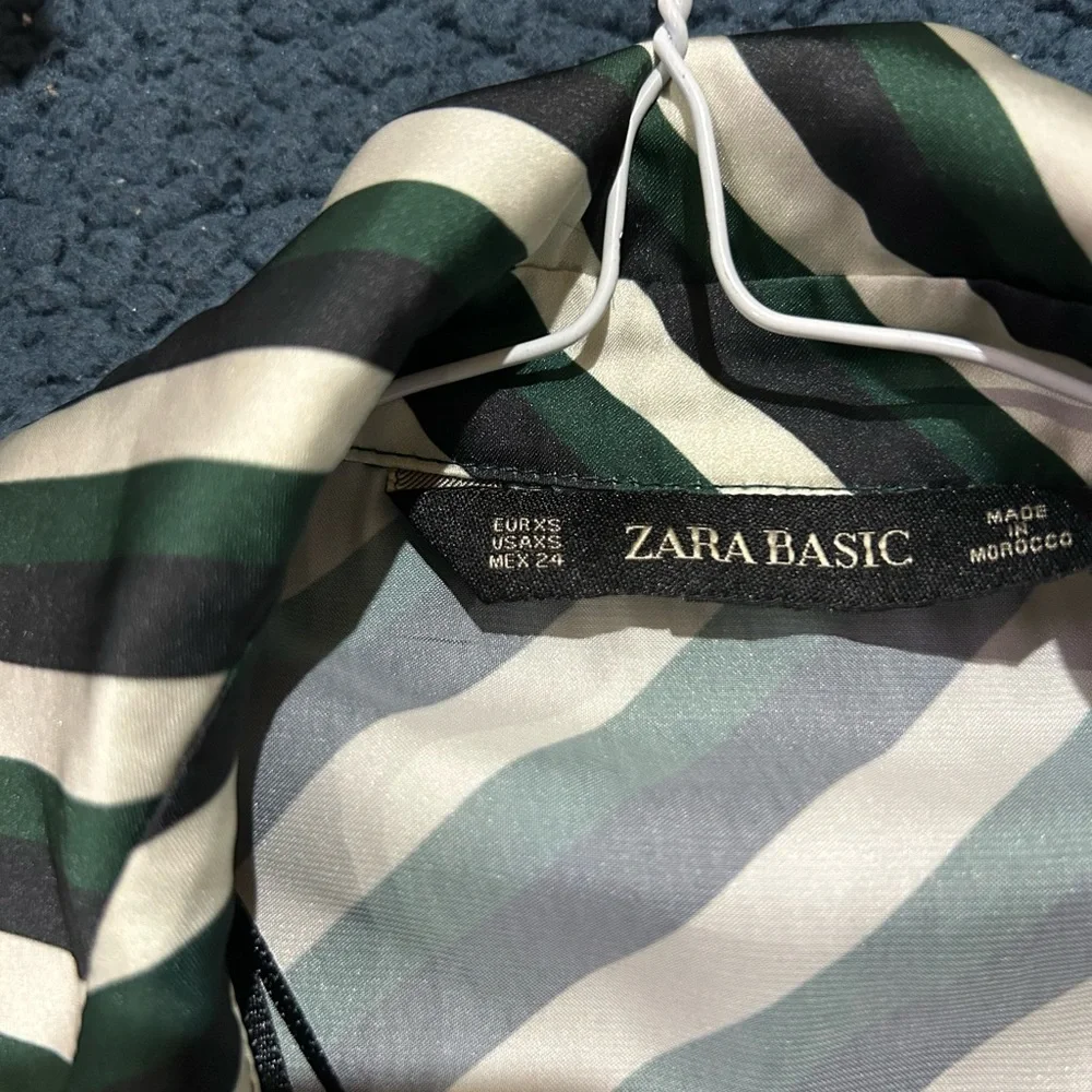 Zara Basics Blouse/dress. Vertical stripes color green navy blue/black and Beige - Picture 5 of 8